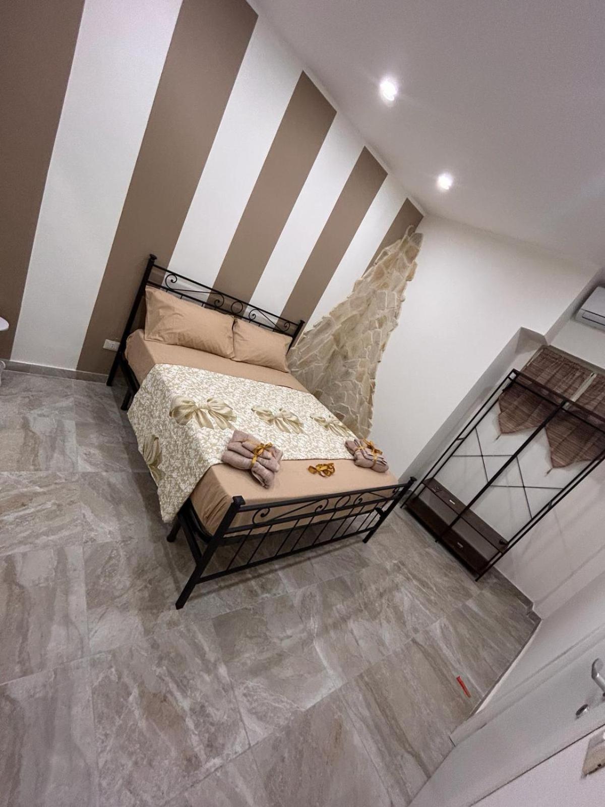 Al Piccolo Borgo Panzió Catania Kültér fotó
